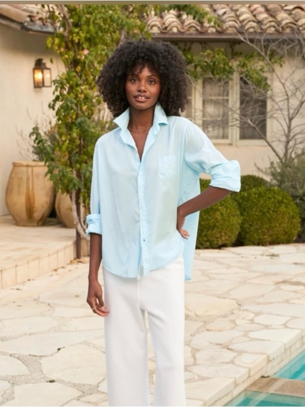 Frank and Eileen Aqua Marine Eileen shirt size small